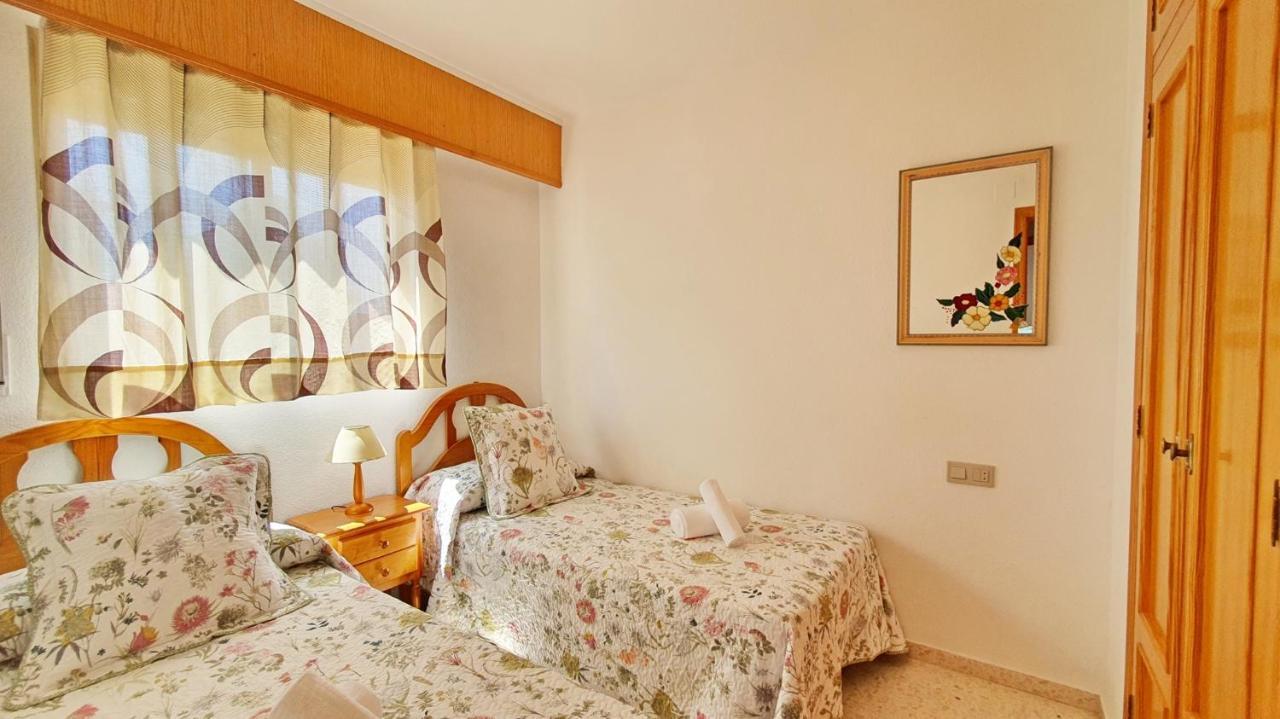 Jardines Gandia- Solo Familias Appartement Playa de Gandia Buitenkant foto