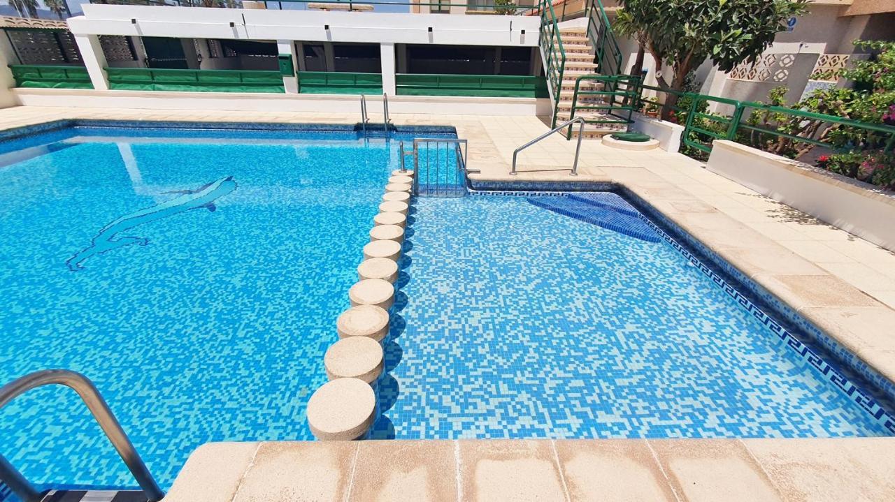 Jardines Gandia- Solo Familias Appartement Playa de Gandia Buitenkant foto